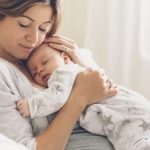 Lekarka odpowiada: Czy doradca laktacyjny jest dziś potrzebny matkom karmiącym?